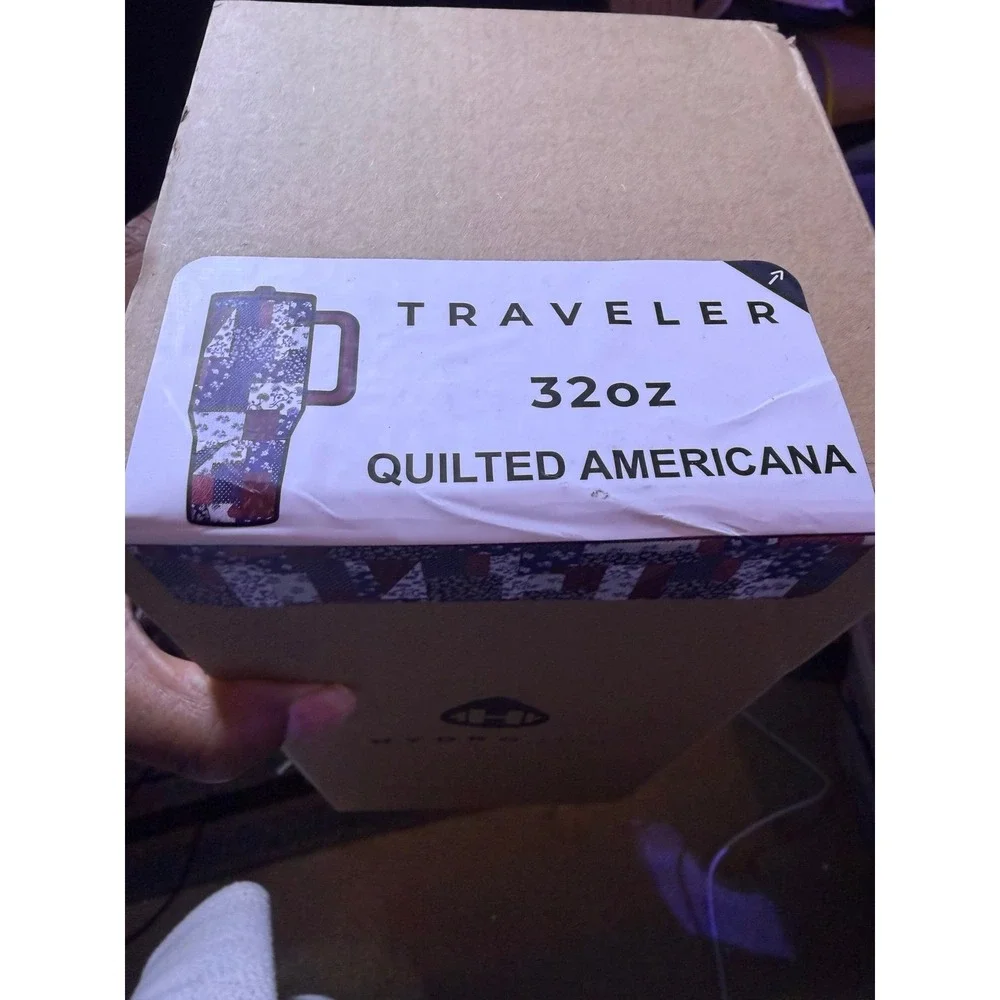 32 oz. Hydro Jug Traveler- Quilted Americana Tumbler Cup Holder - Leak Proof-NIB